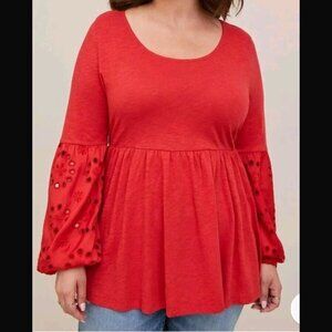 NEW Torrid Plus 4X Red Scoop Neck Babydoll Top With Eyelet Sleeves Shirt